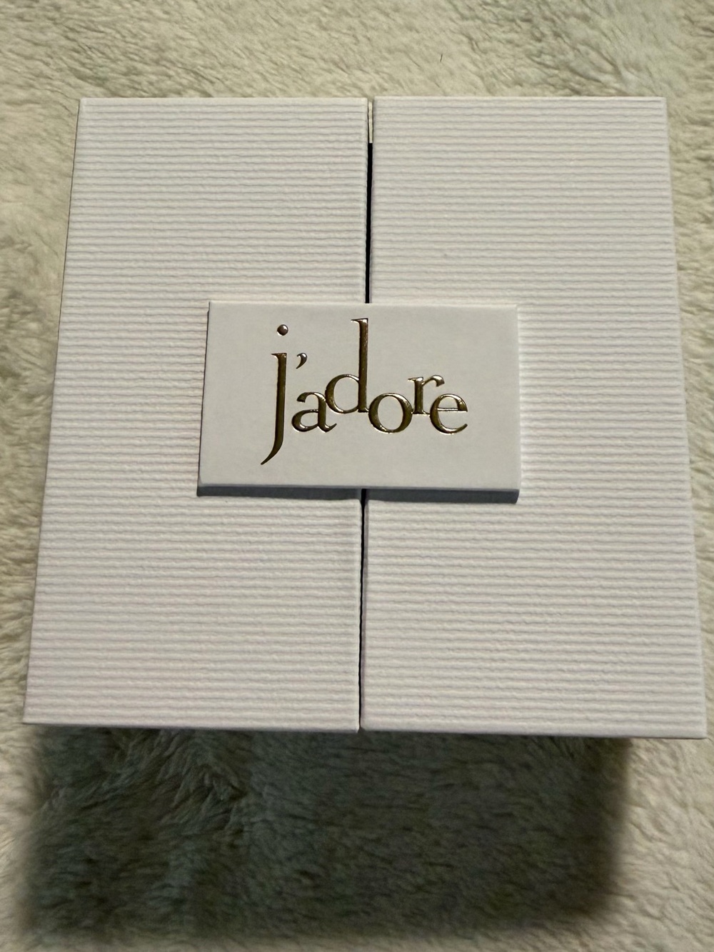 Dior J'adore Gift Set - White & Gold Packaging - Picture 2 of 3